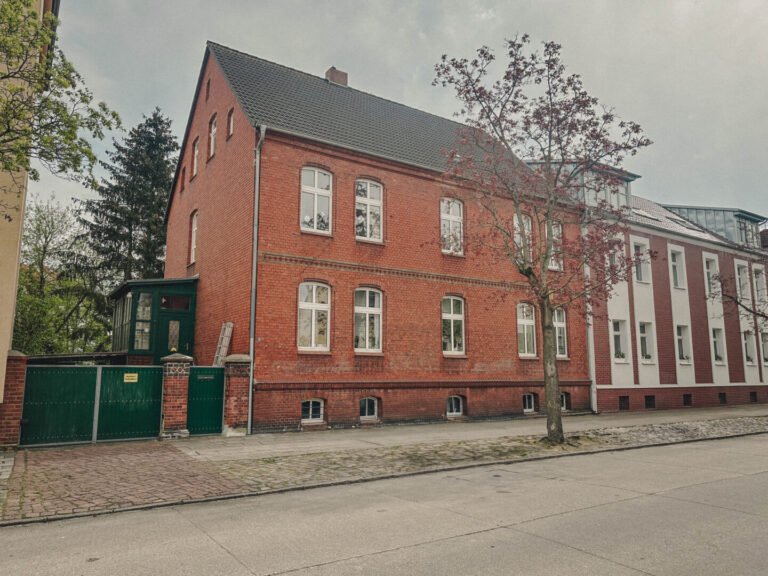 Mehrfamilienhaus-Mittelstraße in Rathenow